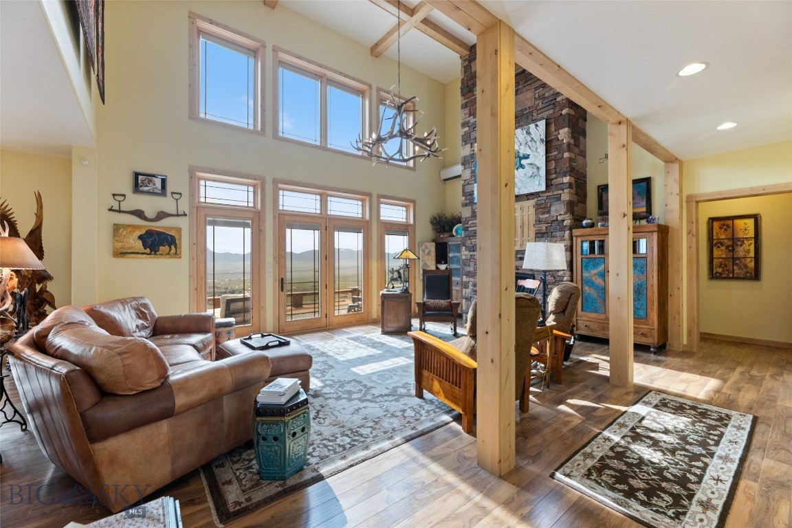 Shining Mountain Unit I - Residential