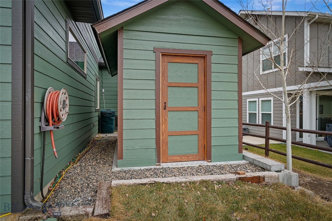 Middle Creek Parklands - Residential