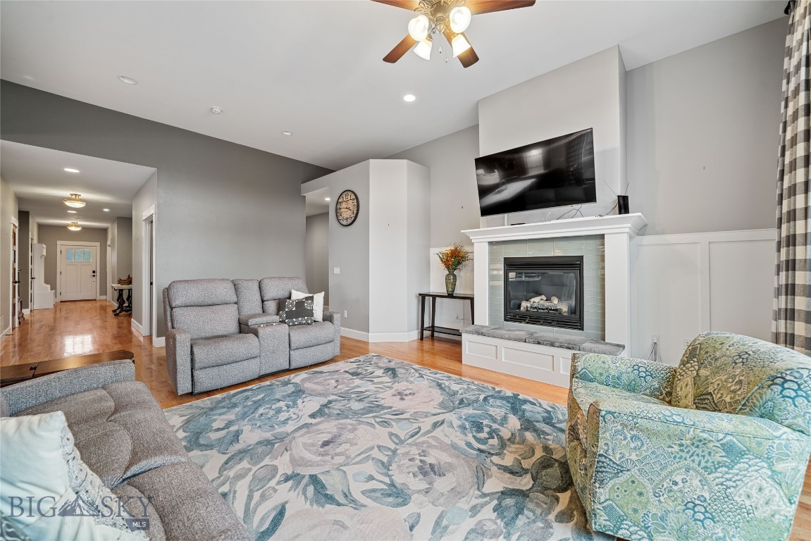 Middle Creek Parklands - Residential