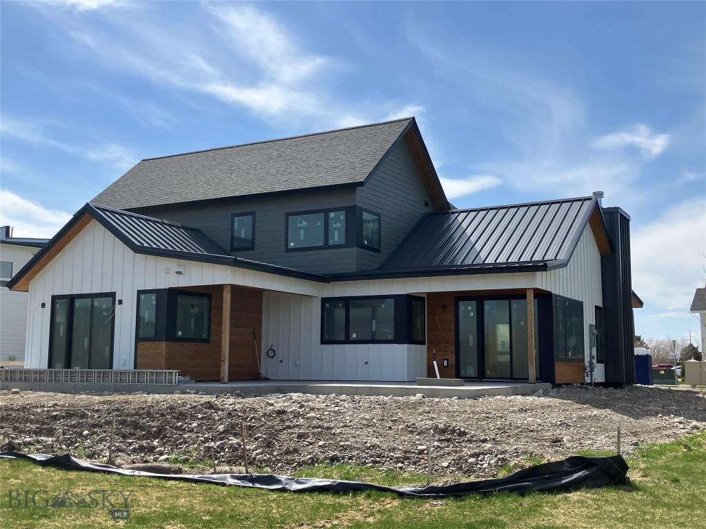 1460 Windrow Drive
