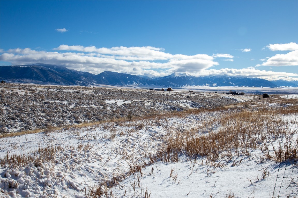 Shining Mountain West - Land