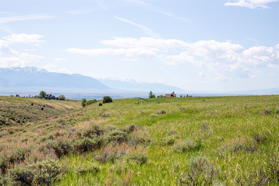 Shining Mountain West - Land