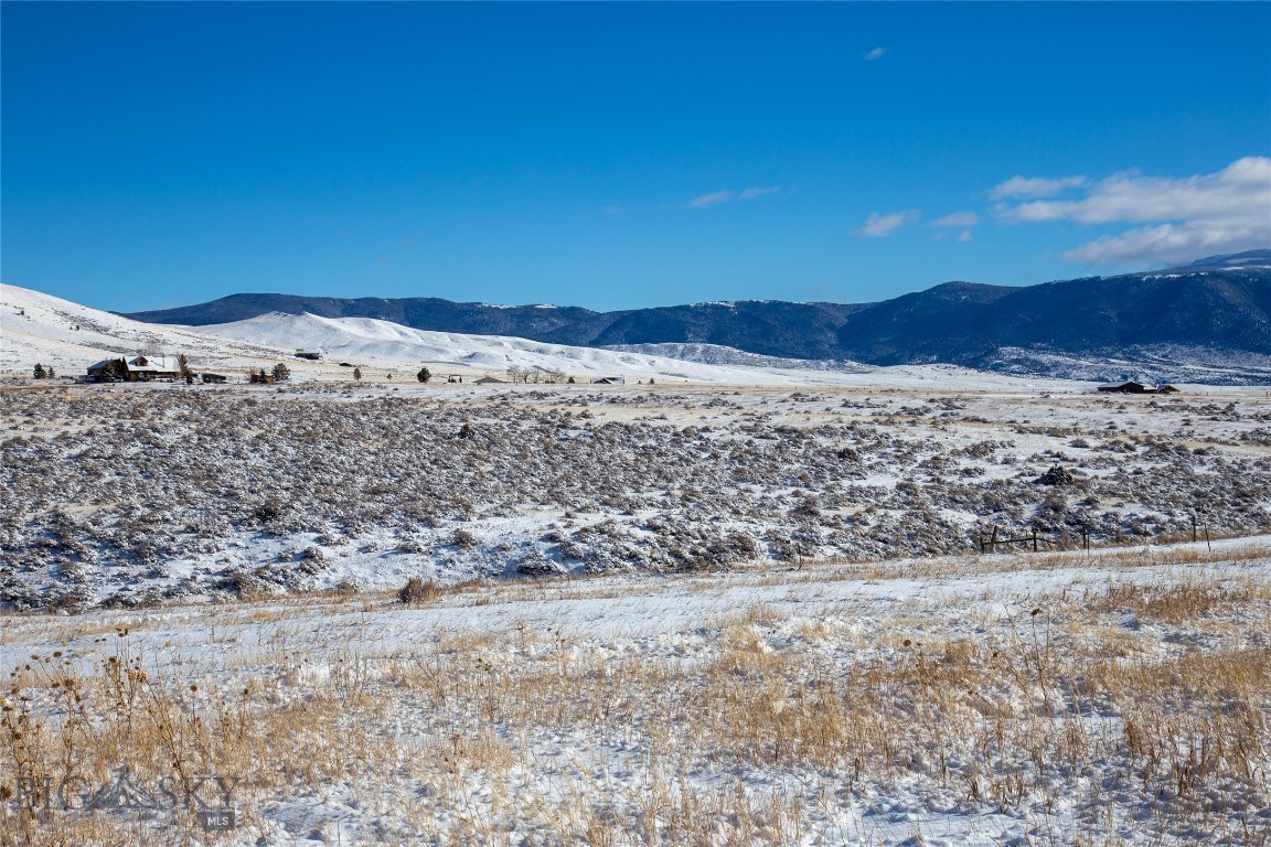 Shining Mountain West - Land