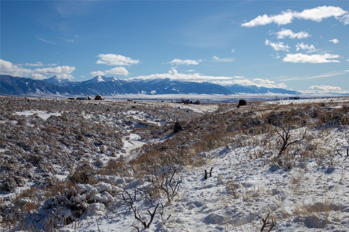 Shining Mountain West - Land