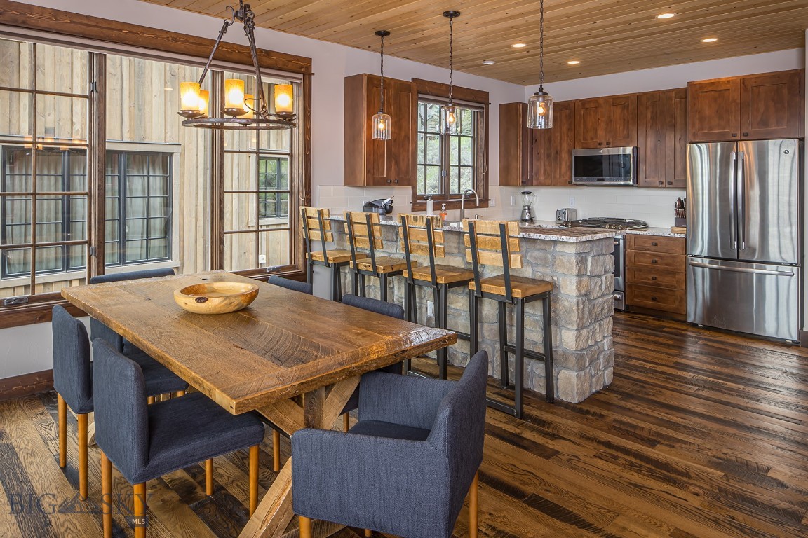 Moose Ridge - Residential