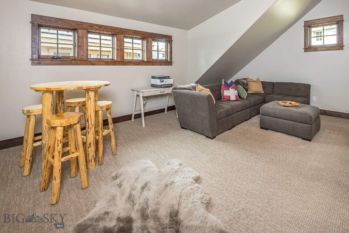 Moose Ridge - Residential