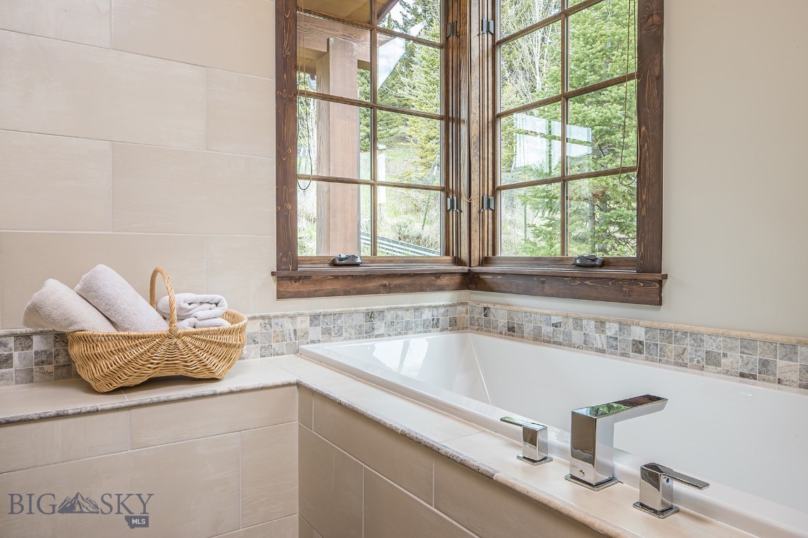 Moose Ridge - Residential