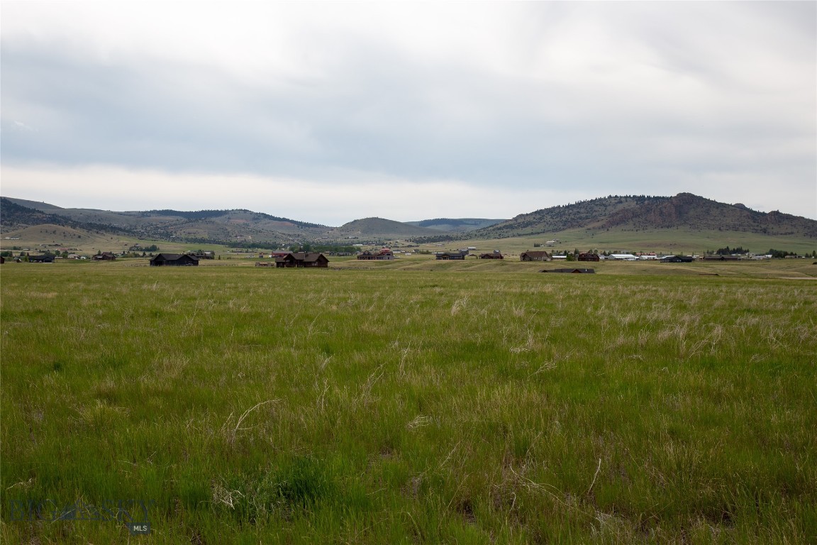 Pronghorn Meadows - Land