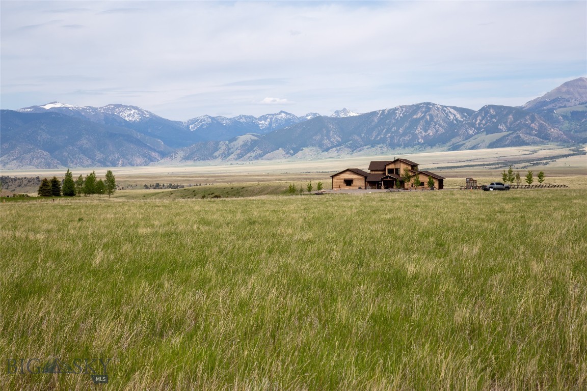 Pronghorn Meadows - Land