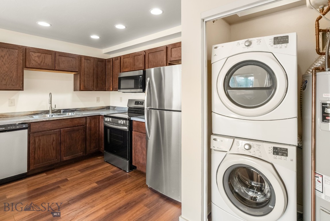 Baxter Springs Condo - Residential
