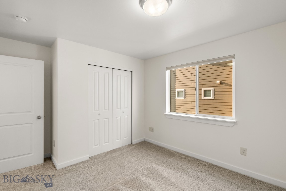 Baxter Springs Condo - Residential
