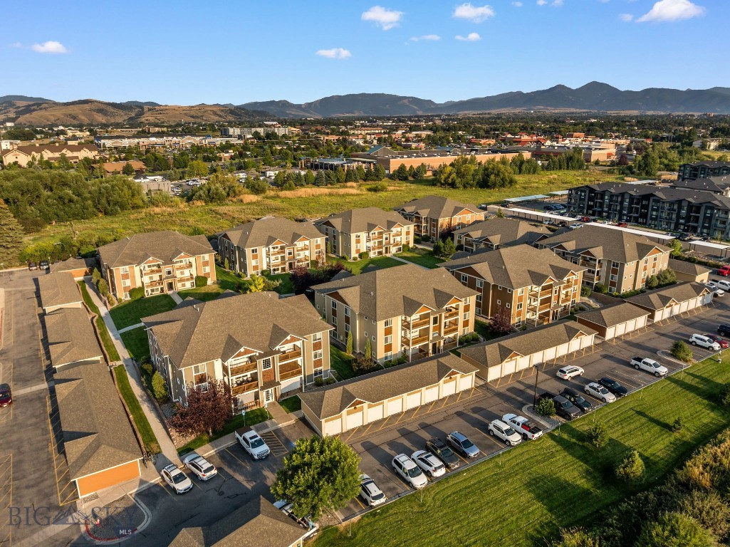 Baxter Springs Condo - Residential