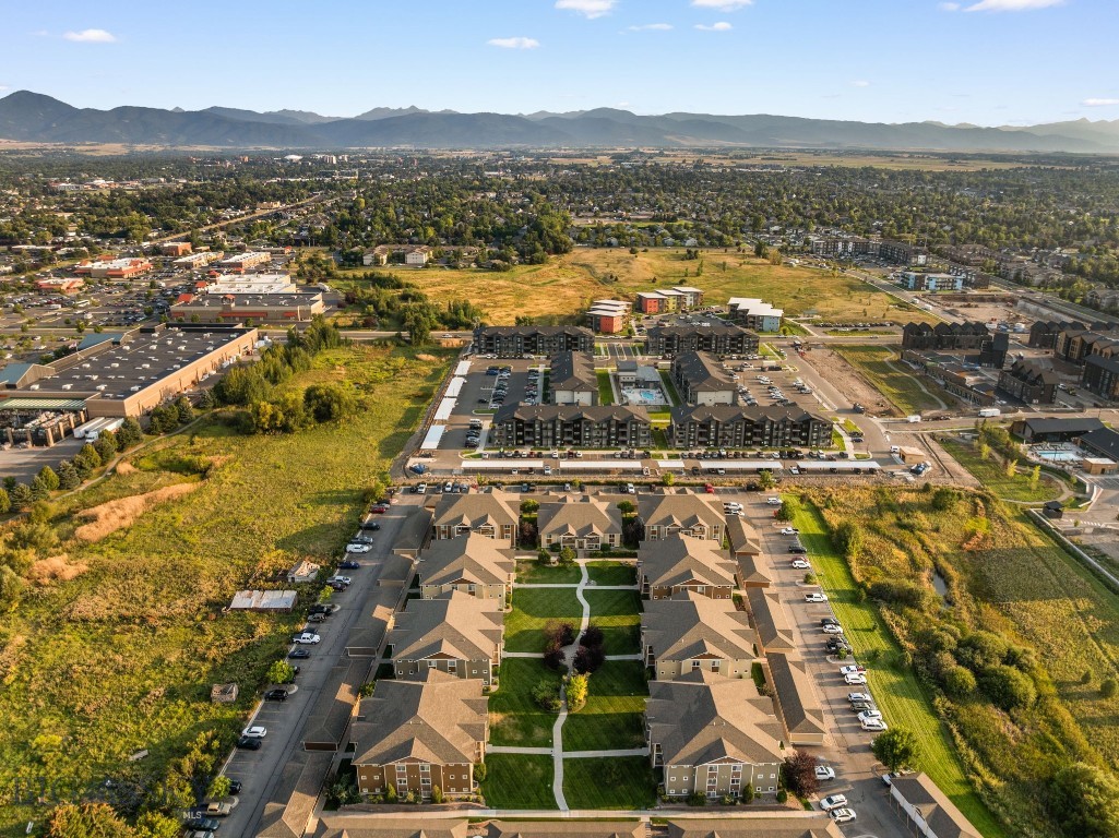 Baxter Springs Condo - Residential
