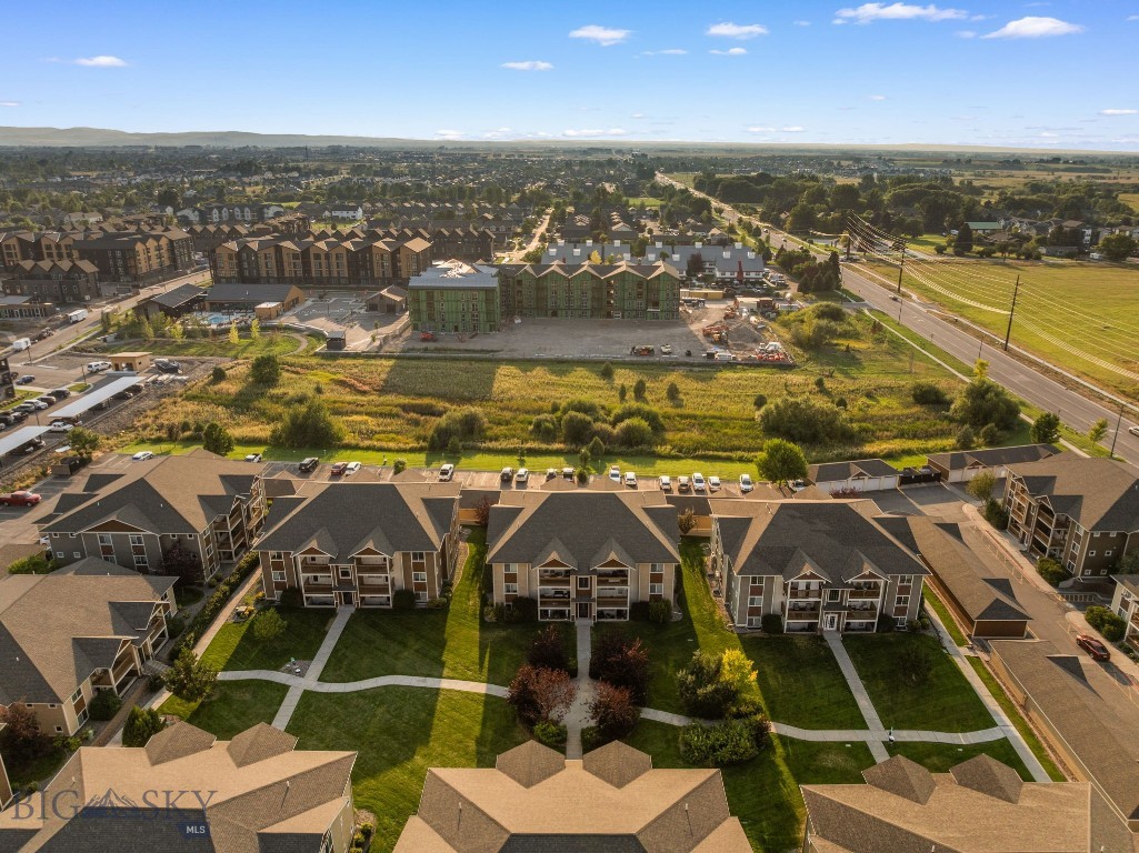 Baxter Springs Condo - Residential