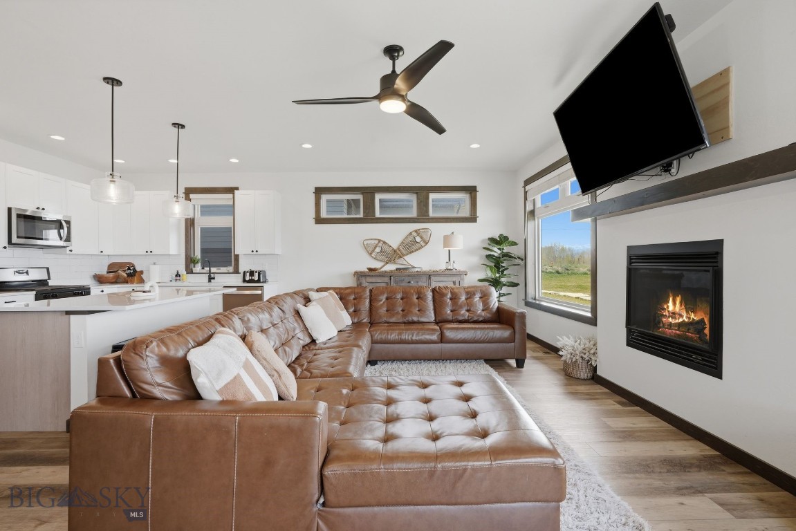 Middle Creek Parklands - Residential