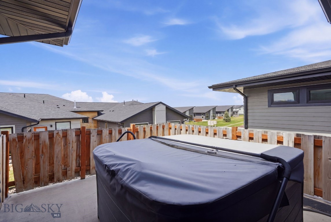 Middle Creek Parklands - Residential