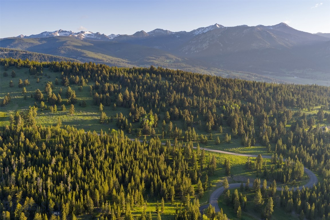 Ranches Neighborhood - Land