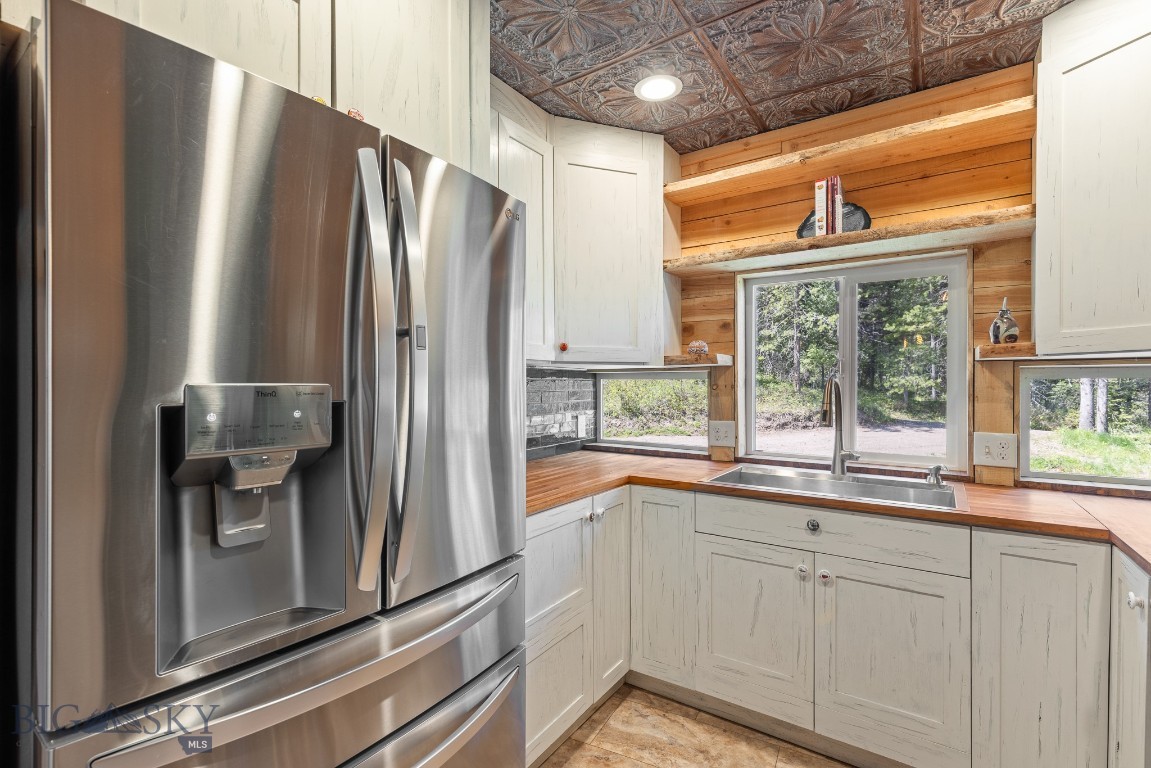 Bozeman, Montana 59715, United States, 1 Bedroom Bedrooms, ,2 BathroomsBathrooms,Residential,Active,143242