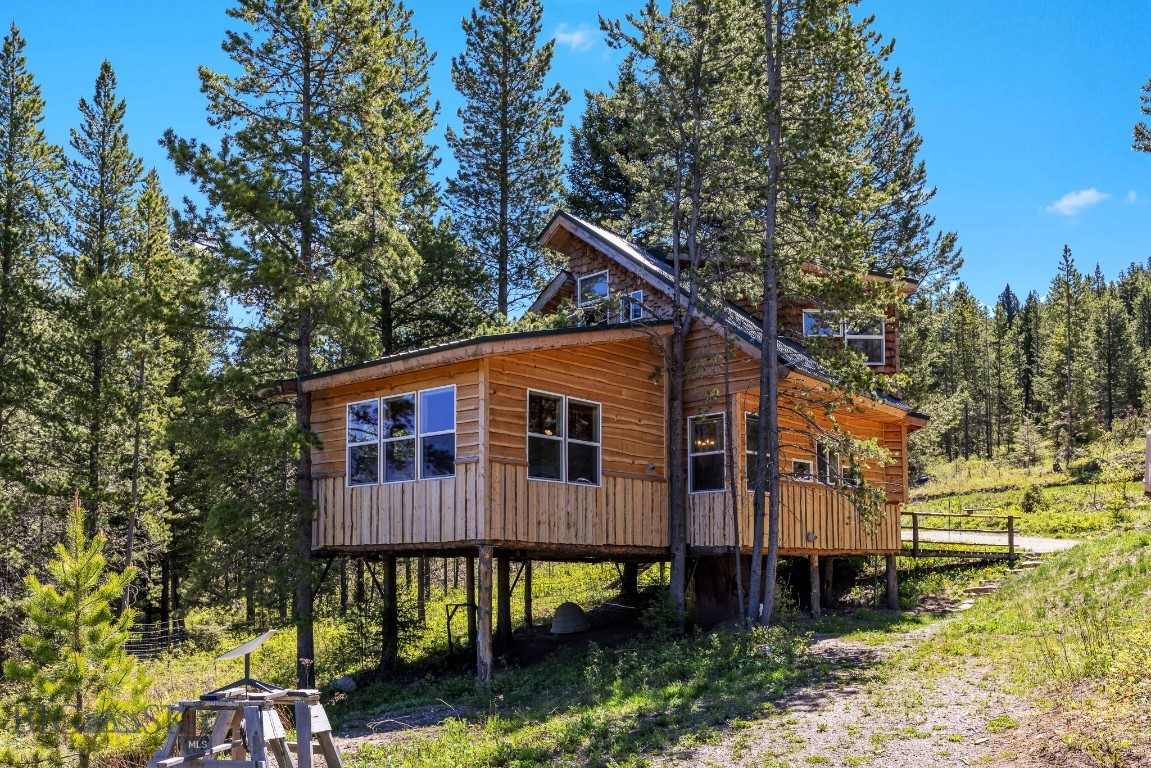Bozeman, Montana 59715, United States, 1 Bedroom Bedrooms, ,2 BathroomsBathrooms,Residential,Active,143242