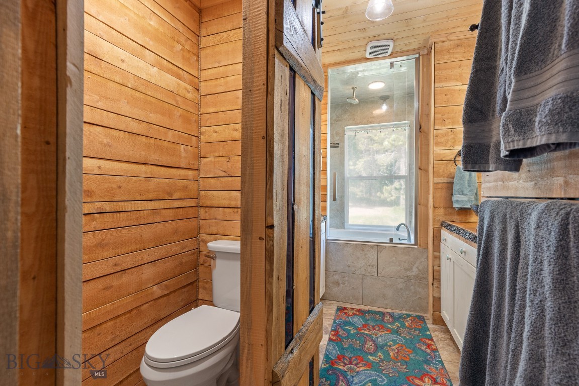 Bozeman, Montana 59715, United States, 1 Bedroom Bedrooms, ,2 BathroomsBathrooms,Residential,Active,143242