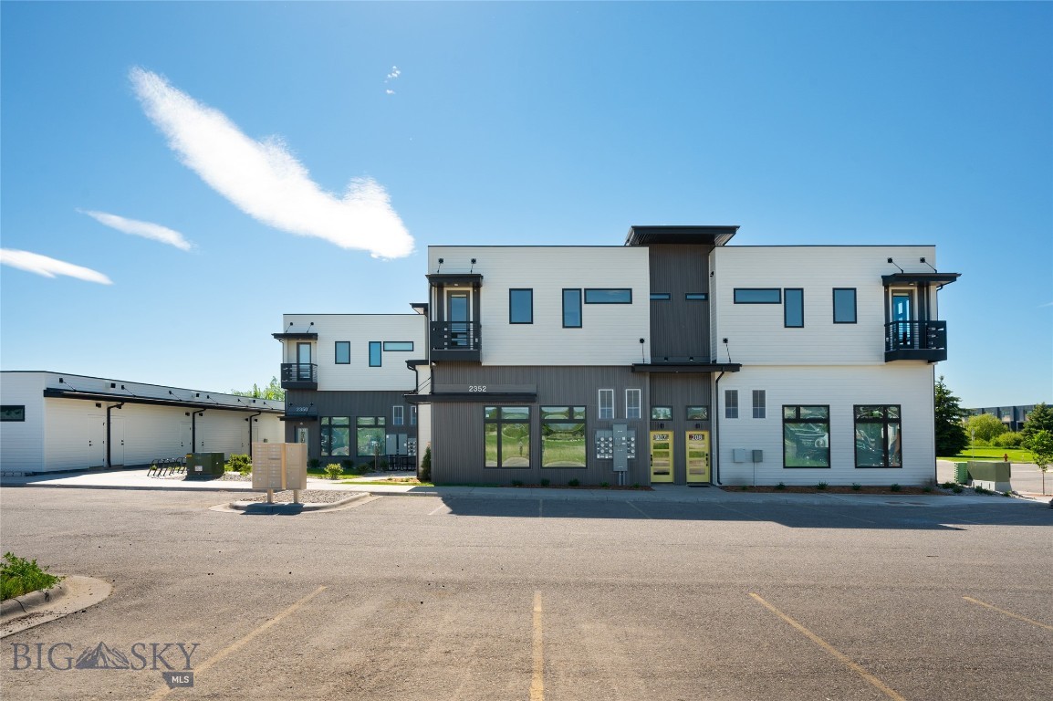 Baxter Meadows - Commercial Lease