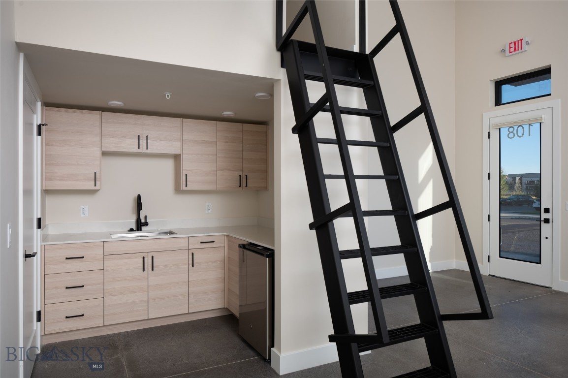 Baxter Meadows - Commercial Lease