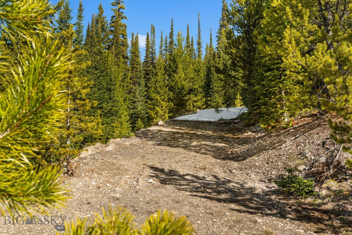 135 Summit View Lot 8 Drive