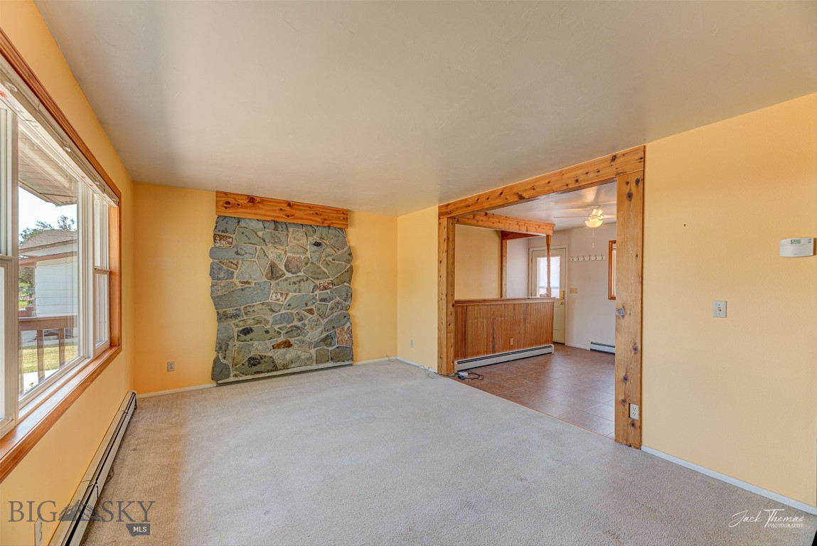 425 Russell