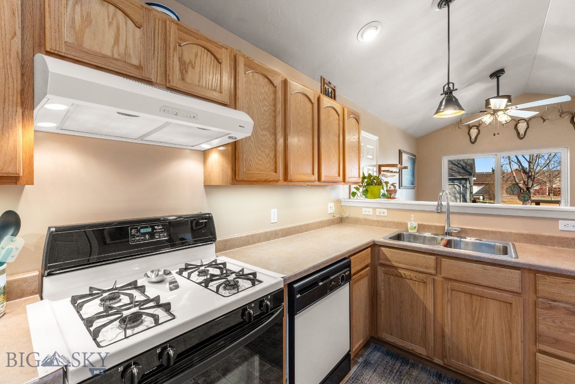 River Rock and Royal Village - Residential