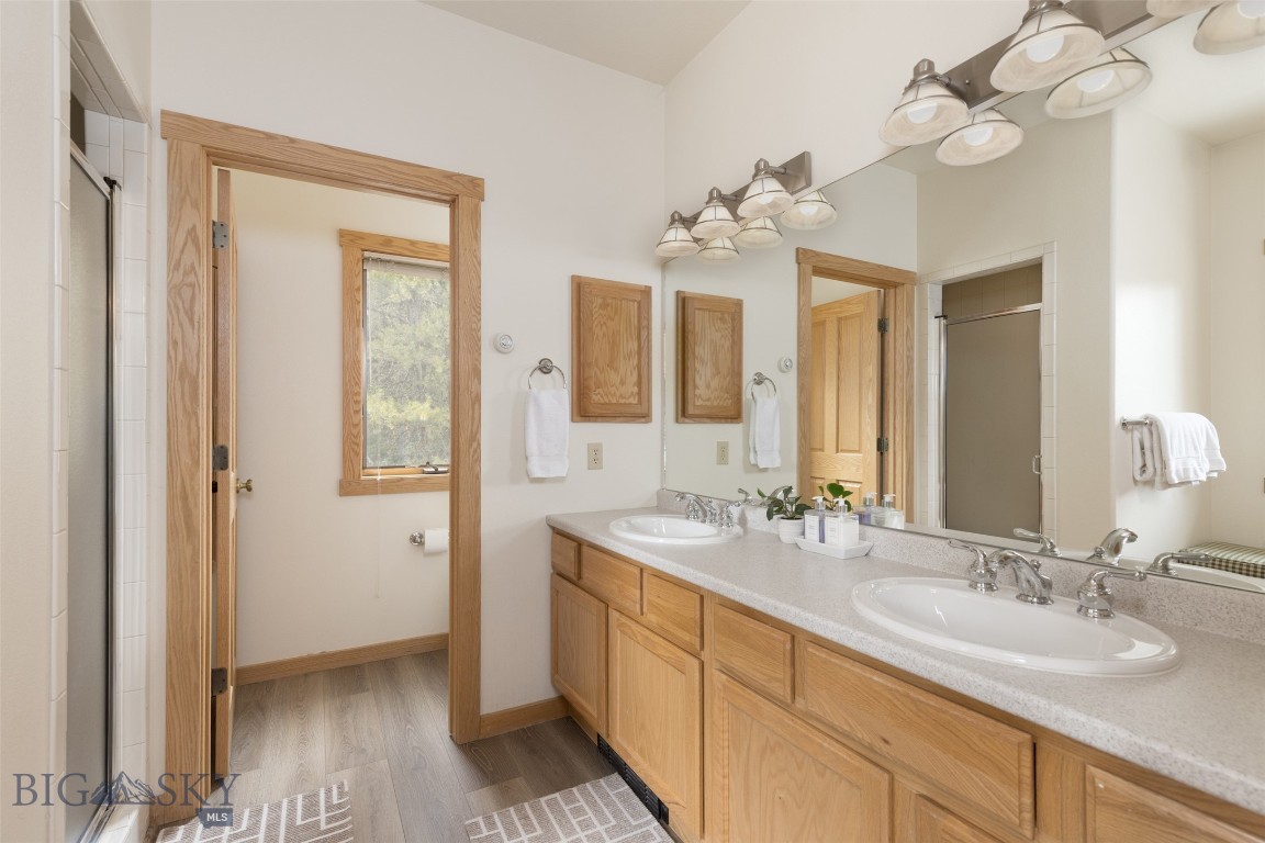 Pinewood Hills - Residential