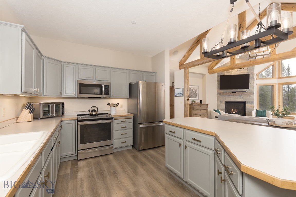 Pinewood Hills - Residential