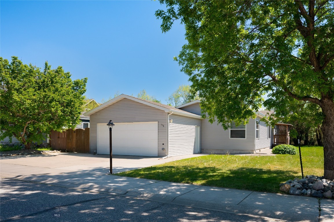 River Rock and Royal Village - Residential