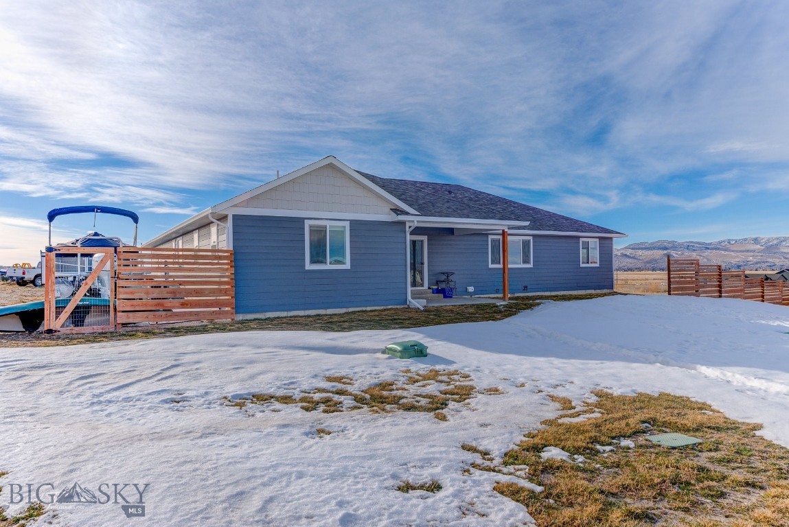 Townsend, Montana 59644, United States, 3 Bedrooms Bedrooms, ,3 BathroomsBathrooms,Residential,Contingent,63812