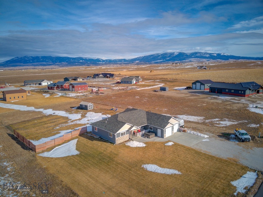 Townsend, Montana 59644, United States, 3 Bedrooms Bedrooms, ,3 BathroomsBathrooms,Residential,Contingent,63812