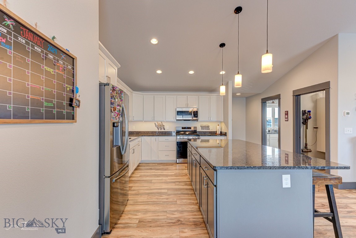 Townsend, Montana 59644, United States, 3 Bedrooms Bedrooms, ,3 BathroomsBathrooms,Residential,Contingent,63812