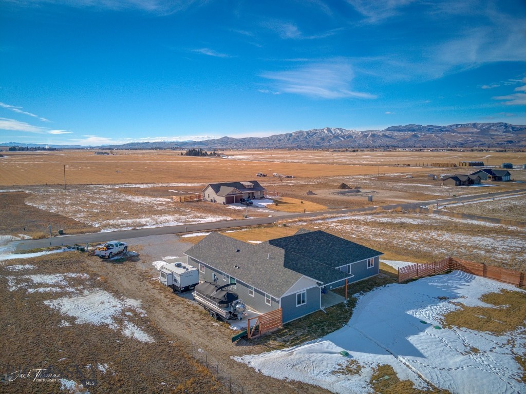 Townsend, Montana 59644, United States, 3 Bedrooms Bedrooms, ,3 BathroomsBathrooms,Residential,Contingent,63812