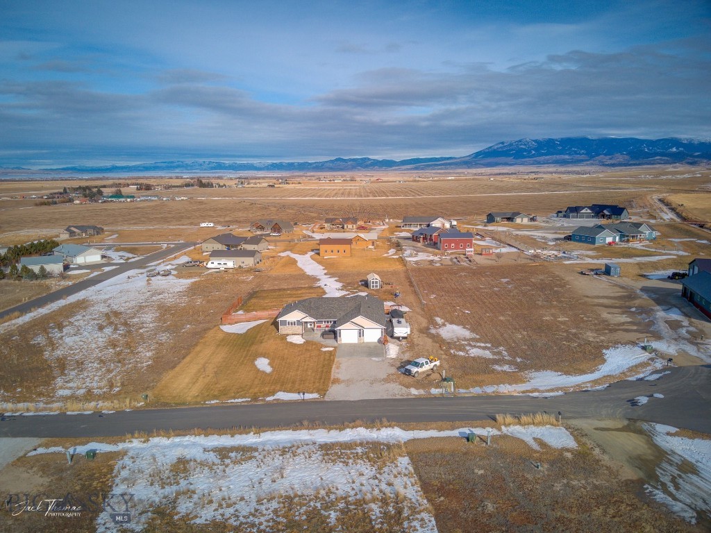 Townsend, Montana 59644, United States, 3 Bedrooms Bedrooms, ,3 BathroomsBathrooms,Residential,Contingent,63812