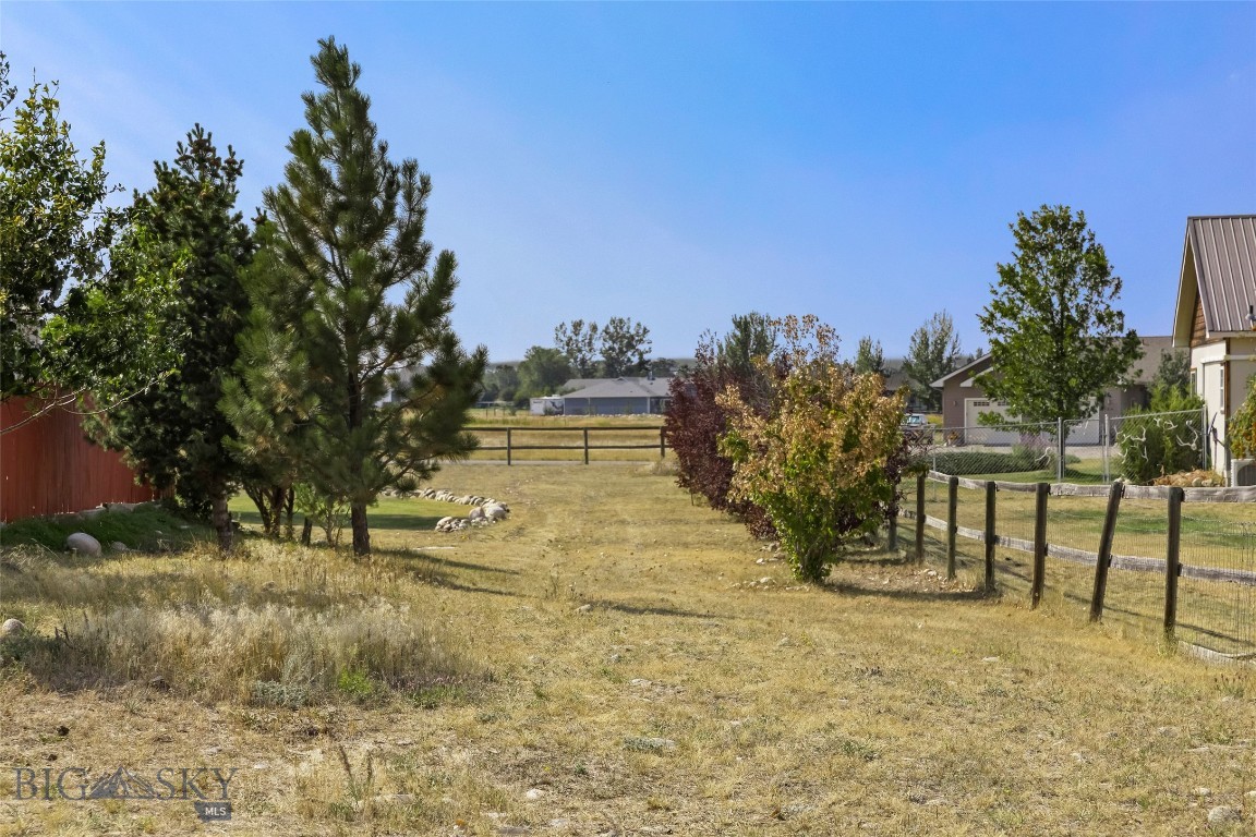 Twin Ponds - Residential
