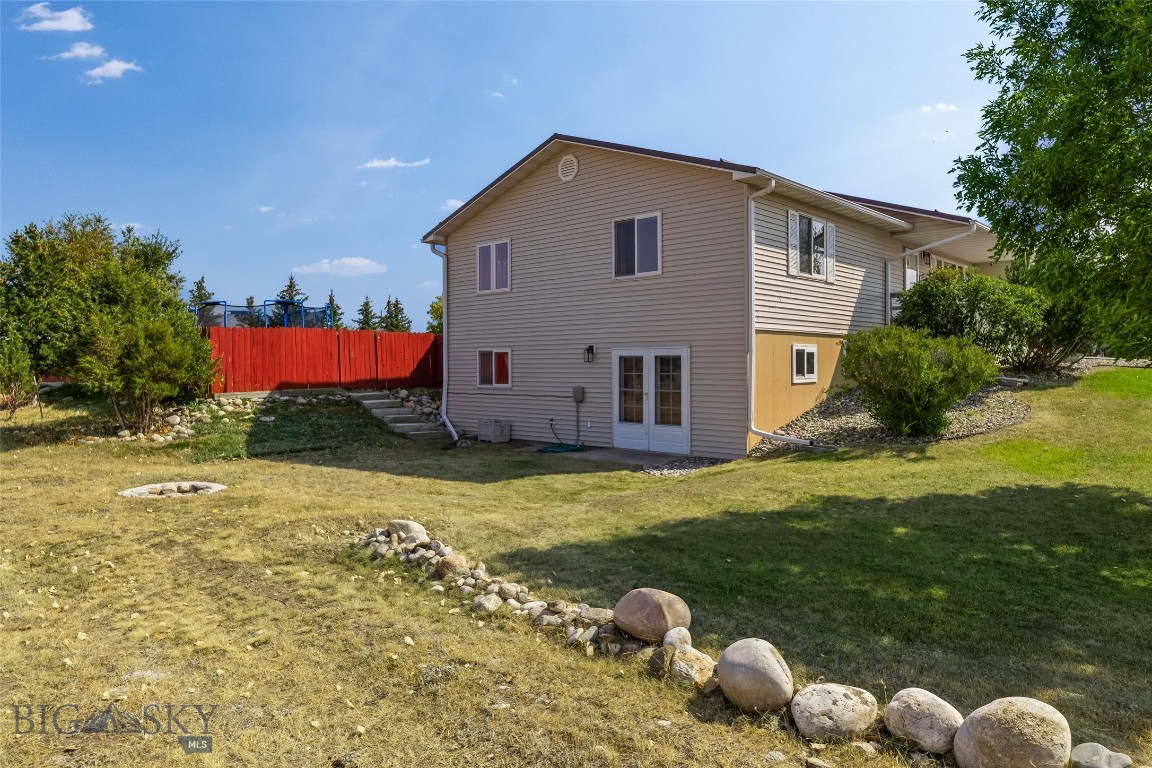 Twin Ponds - Residential