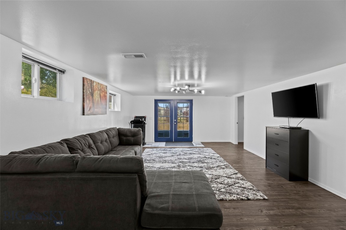Twin Ponds - Residential