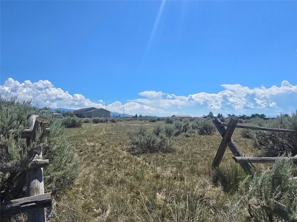 Lot 13 7M-4R Lane