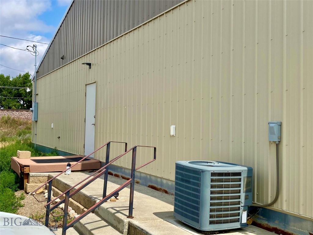 510 E Washington