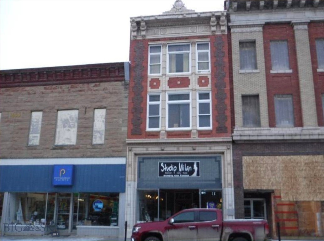 Designed by Link & Haire in 1913 and updated throughout beginning in 2006, the Warr-Lane Building in Lewistown is a historical gem of an opportunity. The resotration includes hardwood floors, original trim and doors, updated fire alarm system, plumbing and eletrical updates as well as a New Boiler and a New Roof. This beauty boasts retail space on the inviting street level and has been the venue for a successful beauty salon for a number of years. The second floor has been used as doctors office's in the past and the most recent tenancy was office space. At present - the second floor of 1800 sq. feet is available for lease. The top floor hosts a residential rental unit with 2 bedrooms and 2 baths and is currently occupied. The right investor can accommodate many potential uses and tenancies to make it remain income producing. Current income on occupancy is $ 2130/month, encompassing the 1st & 3rd floors. All showings must be accompanied by agents. Please Do Not Disturb current tenants. Rental history and expenditures available upon request.