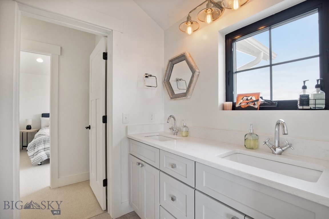 Bozeman, Montana 59715, United States, 5 Bedrooms Bedrooms, ,4 BathroomsBathrooms,Residential,Contingent,59776