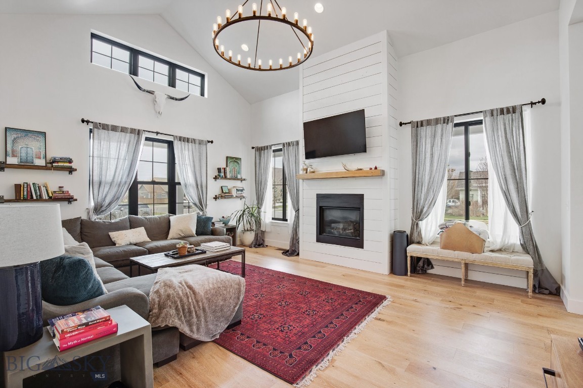 Bozeman, Montana 59715, United States, 5 Bedrooms Bedrooms, ,4 BathroomsBathrooms,Residential,Contingent,59776