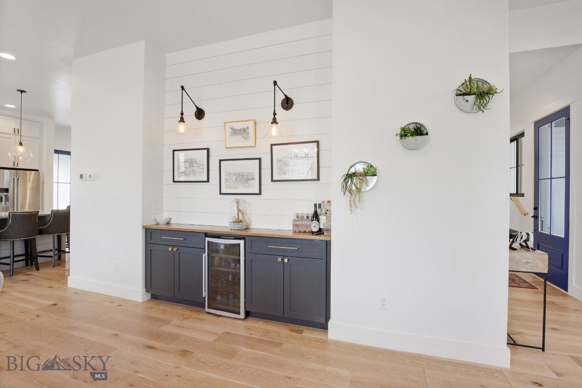 Bozeman, Montana 59715, United States, 5 Bedrooms Bedrooms, ,4 BathroomsBathrooms,Residential,Contingent,59776