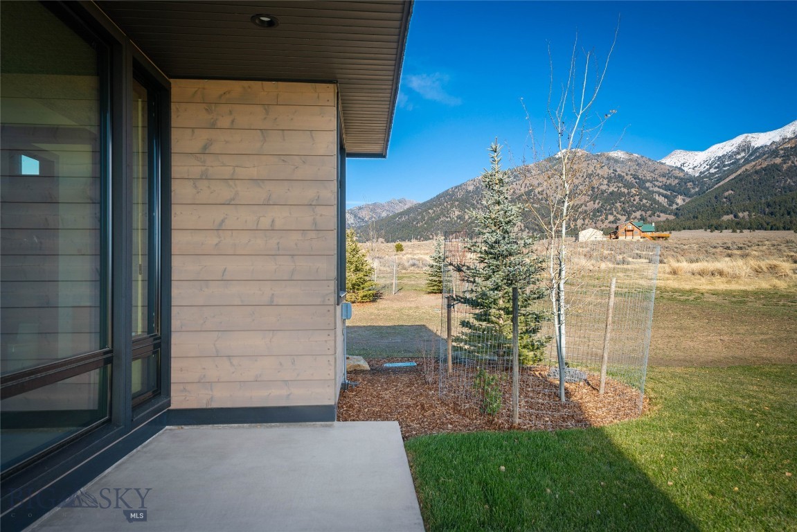 Pine Butte Ranch - Madison County - Residential