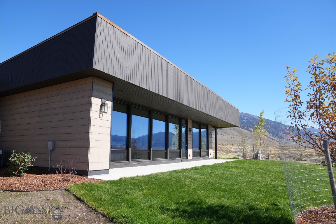Pine Butte Ranch - Madison County - Residential
