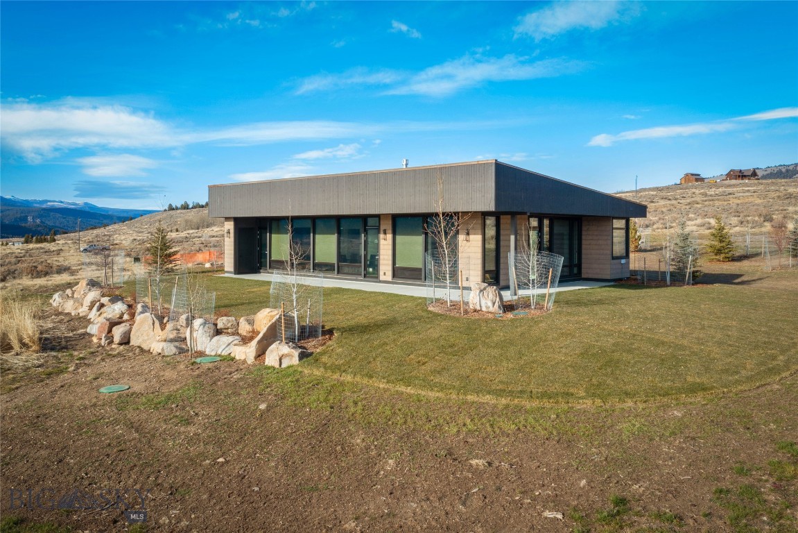 Pine Butte Ranch - Madison County - Residential