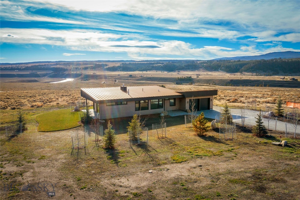 Pine Butte Ranch - Madison County - Residential